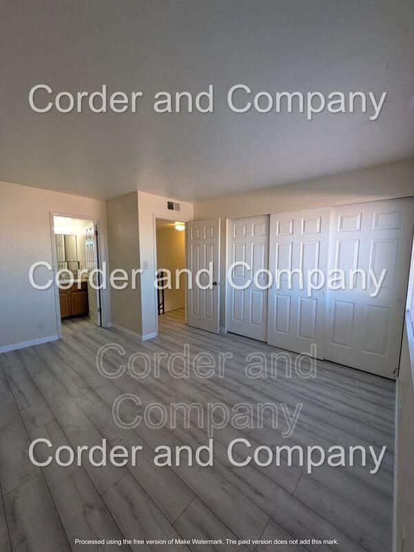 Building Photo - 3301 Monroe St NE