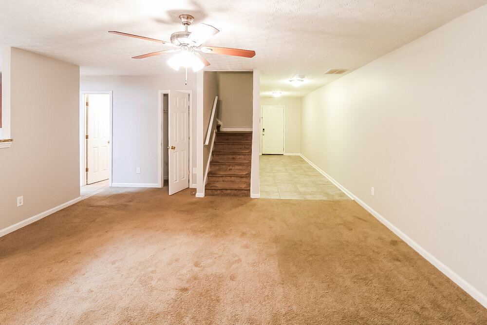 Building Photo - 581 Shadow Valley Ct