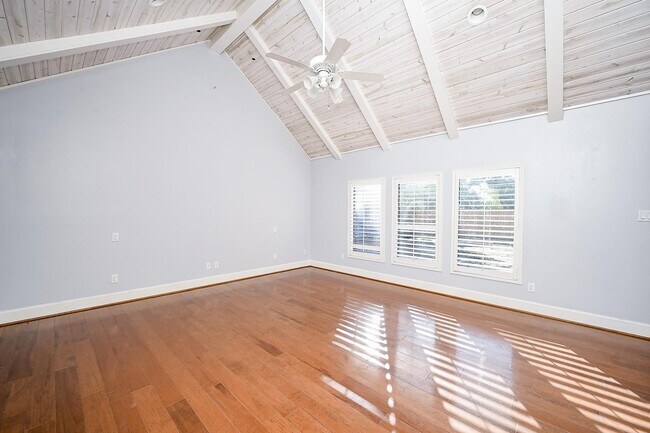 Building Photo - 6511 Mesa Vista Ct