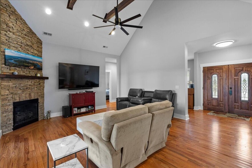 Building Photo - 135 Raulston Fls Rd