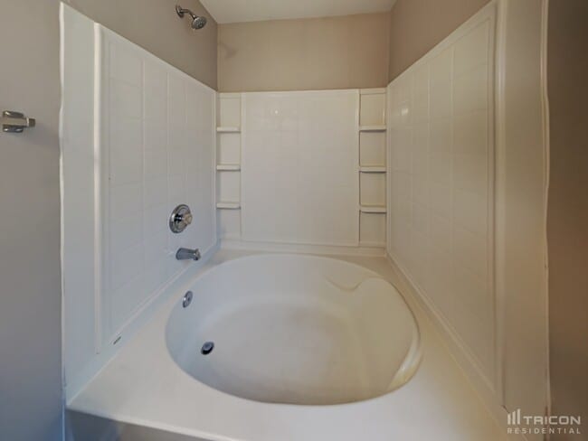 Building Photo - 4406 Cochran Farm Ln