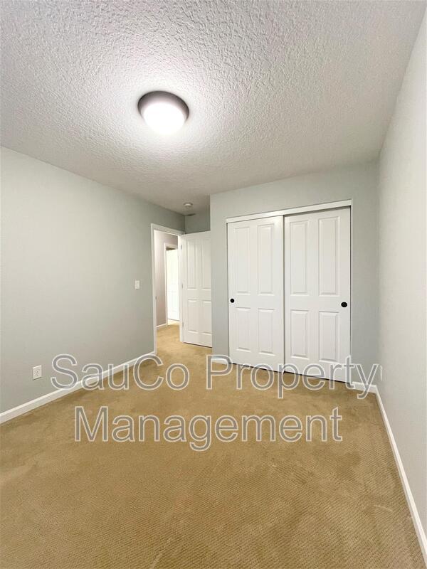 Building Photo - 5246 SE Redberry Pl