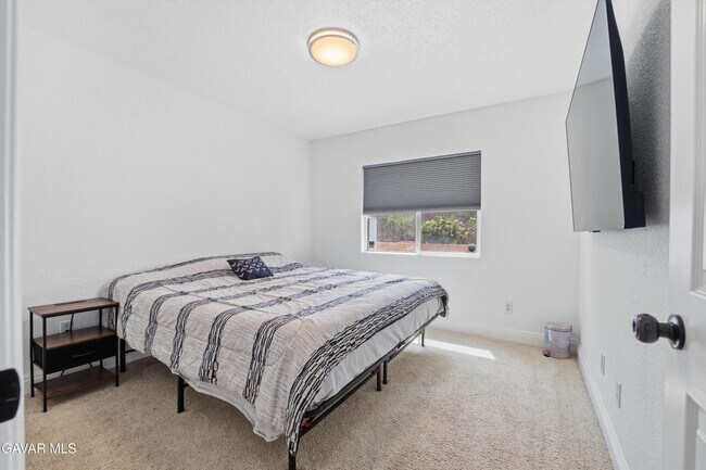 Building Photo - 1638 Miki Way