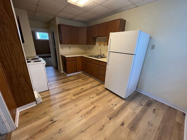 Building Photo - 3 Bedroom House in Duluth - Free August Rent!!