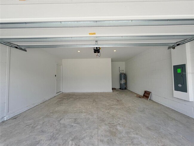 Building Photo - 3623 Hardman Dr