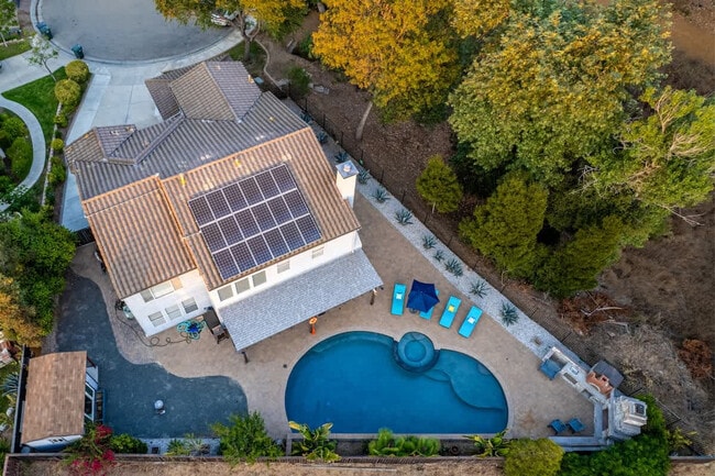 Building Photo - 1107 Shadowcrest Ln