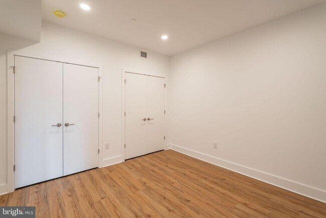 Building Photo - 2101 Washington Ave