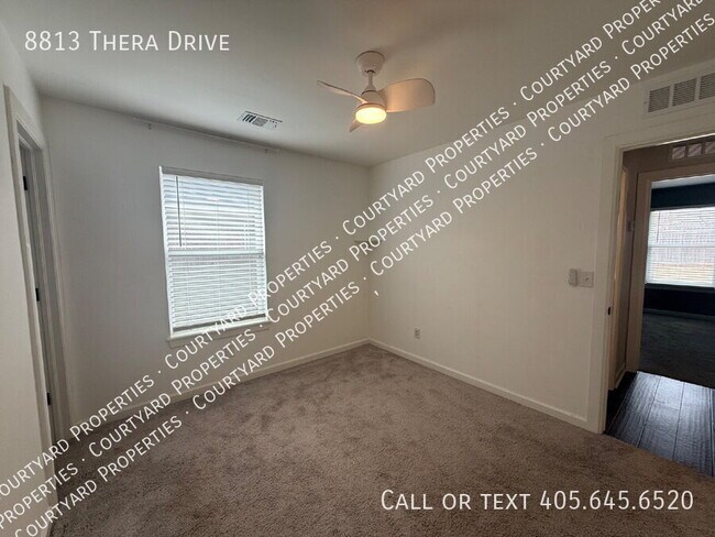 Building Photo - 8813 Thera Dr