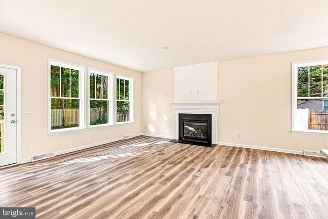 Building Photo - 34121 Juniper Dr