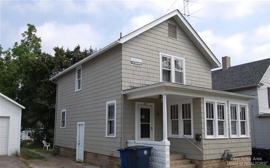 Building Photo - 109 Hill St