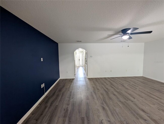Building Photo - 4547 Ashburn Square Dr