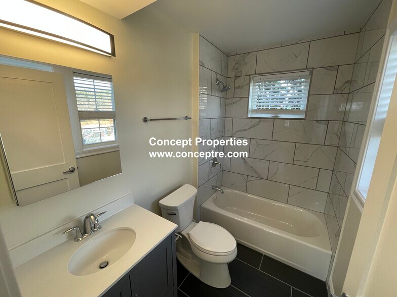 Building Photo - 48 Caldwell Rd