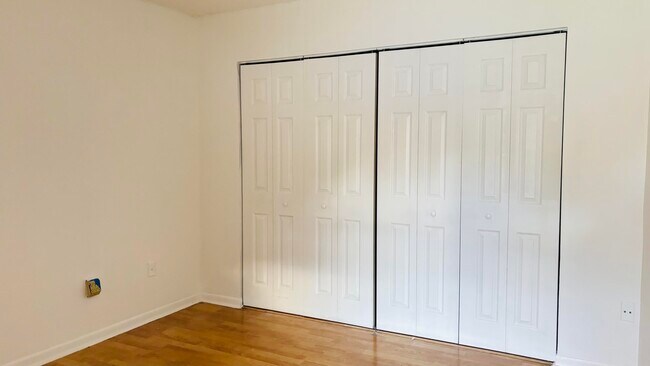 Building Photo - 9521 Boca Cove Cir