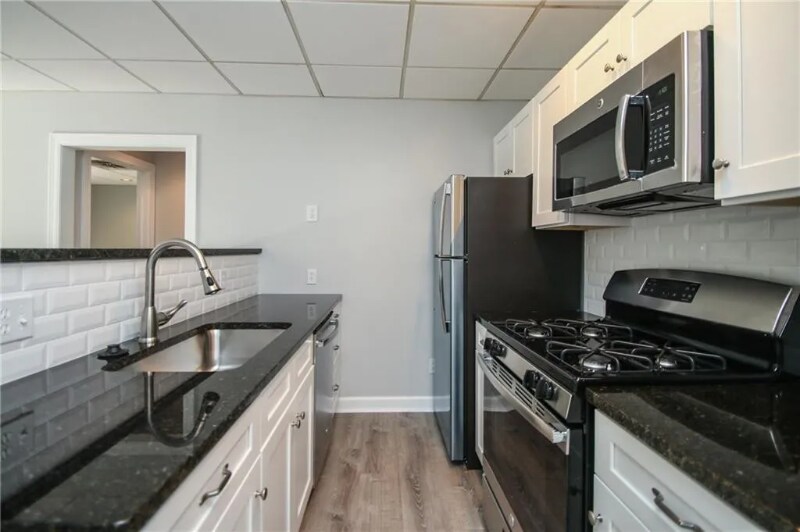 Primary Photo - 241 Norris Dr