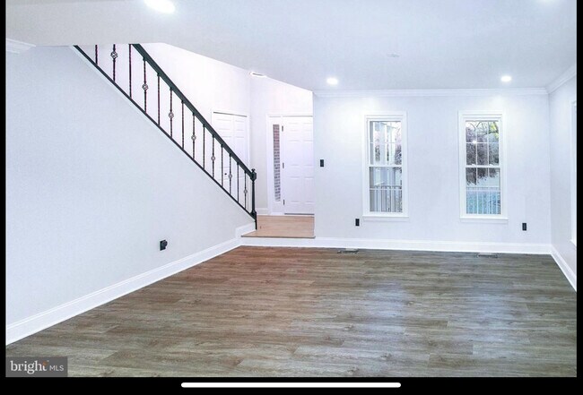 Building Photo - 21111 Deep Furrow Ct