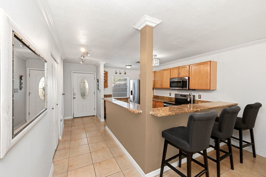 Building Photo - 4410 Bar Harbor Dr