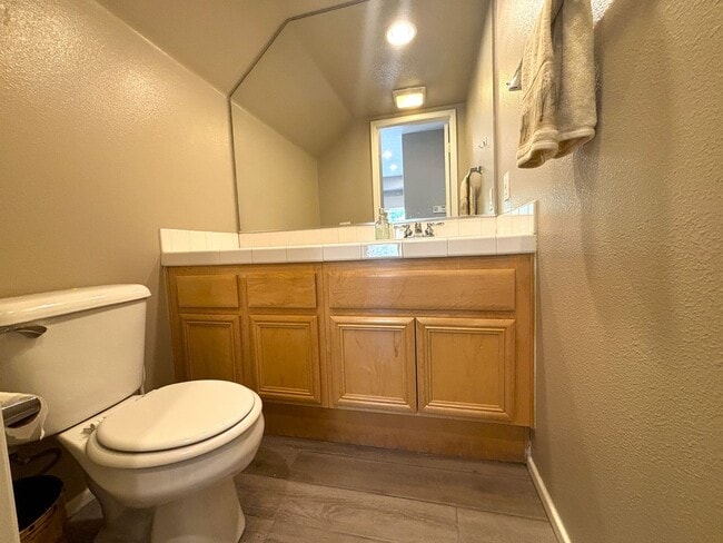 Building Photo - Your Dream Home Awaits in Summit Park – Br...