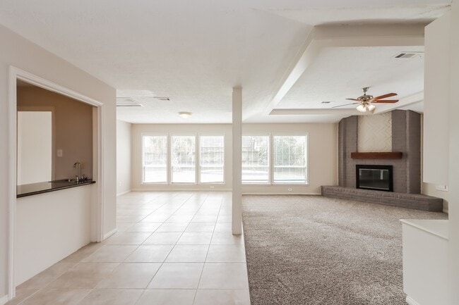 Building Photo - 1403 Diana Ct