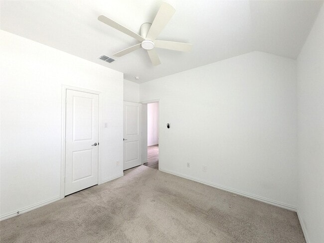 Building Photo - 14601 Little Water Dr