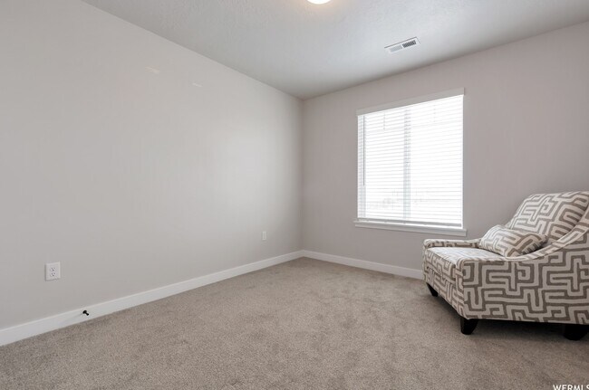 Building Photo - 12339 S Bigbend Vista Dr