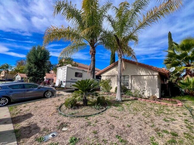 Building Photo - 39761 Rustic Glen Dr