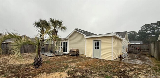 Building Photo - 5406 Ulloa Pl