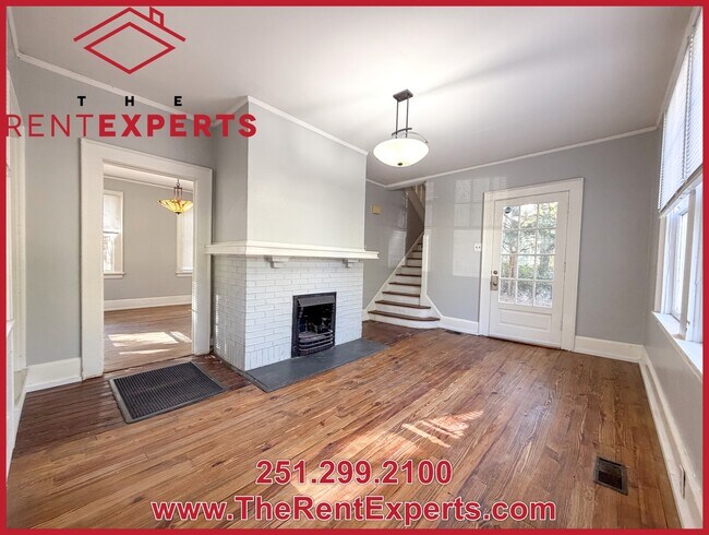 Building Photo - 206 5th St