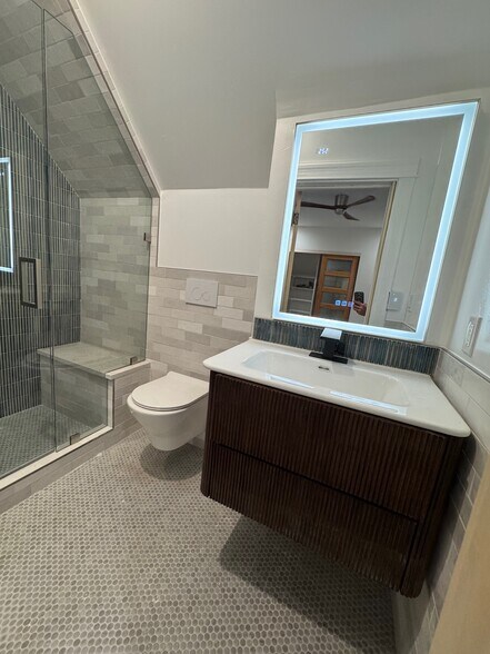 primary bathroom - 2635 W 33rd Ave