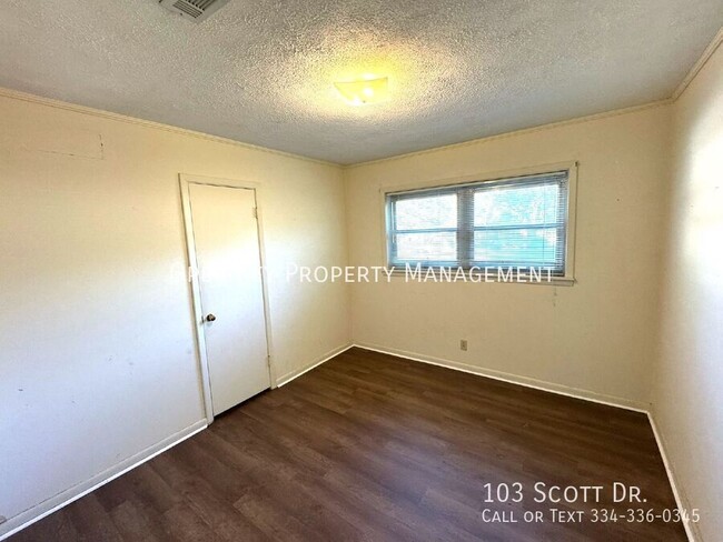 Building Photo - 103 Scott Dr