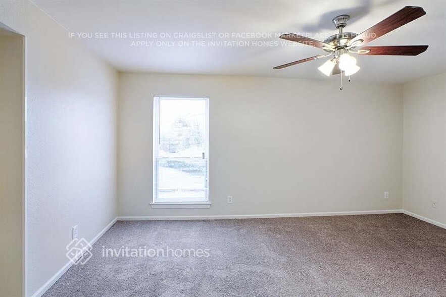 Building Photo - 2401 Forestmeadow Dr