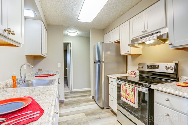 Interior Photo - Greenbrook Apartments