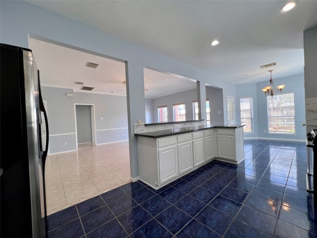 Building Photo - 3311 Whitebud Dr