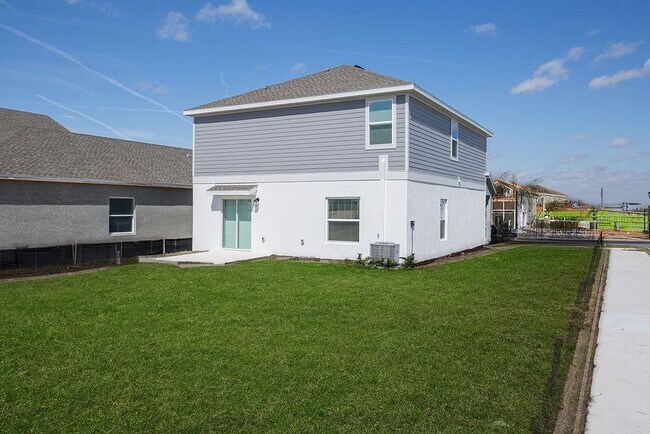 Building Photo - 2821 Armstrong Ave