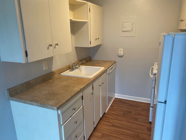 Interior Photo - Marine Vista