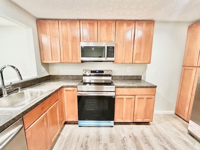 Building Photo - 60 Whitechurch Ct