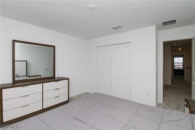 Building Photo - 2213 Avocado Ln