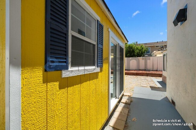 Building Photo - 4574 Ellen Way