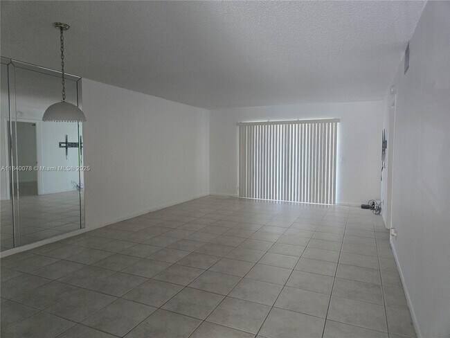 Building Photo - 1201 SW 128th Terrace