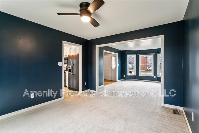 Building Photo - 141 Pine Creek Dr