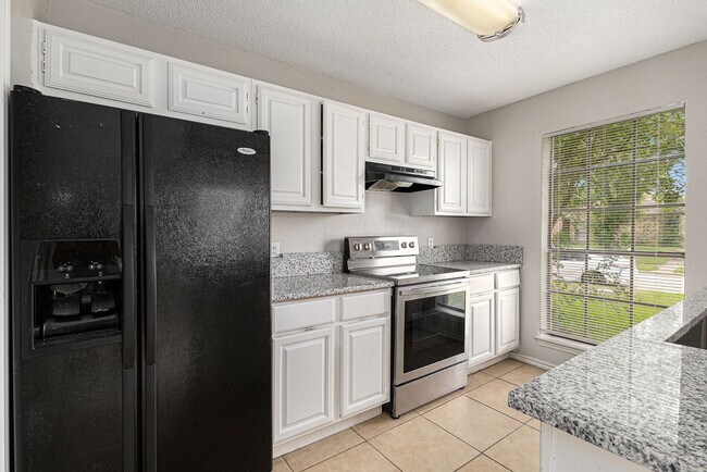 Building Photo - Beuatiful Home in Dallas County