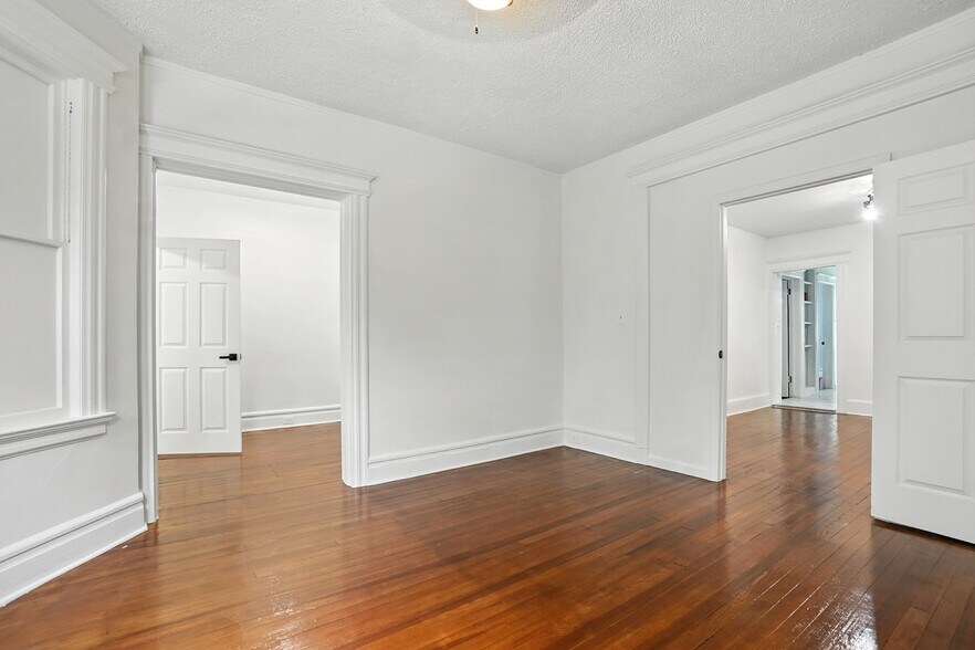 Building Photo - 97 Hopkins Pl