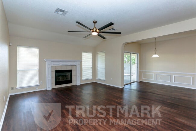 Building Photo - 2115 Wickiup Trail