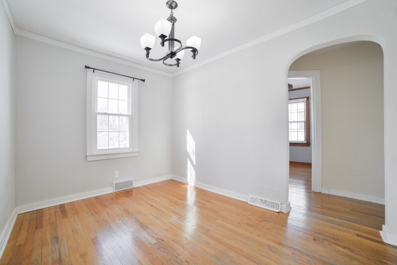 Building Photo - 225 Henderson St