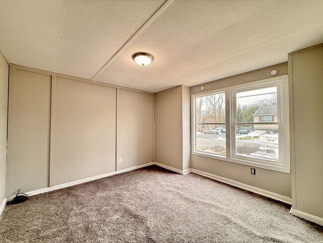 Building Photo - Open Concept 2 Bed, 2 Bath home FOR RENT in Laurel Lakes, NJ $1500