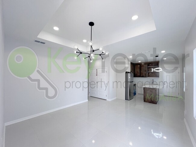 Building Photo - Brand New! SUPER LOW Move-In Price