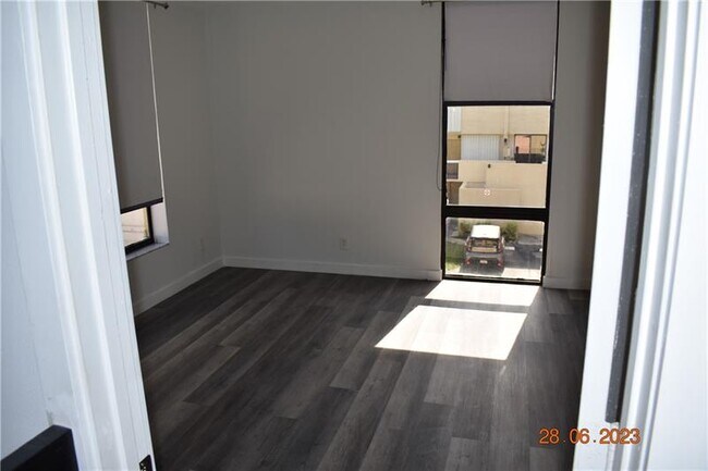 Building Photo - 2930 SW 87th Terrace