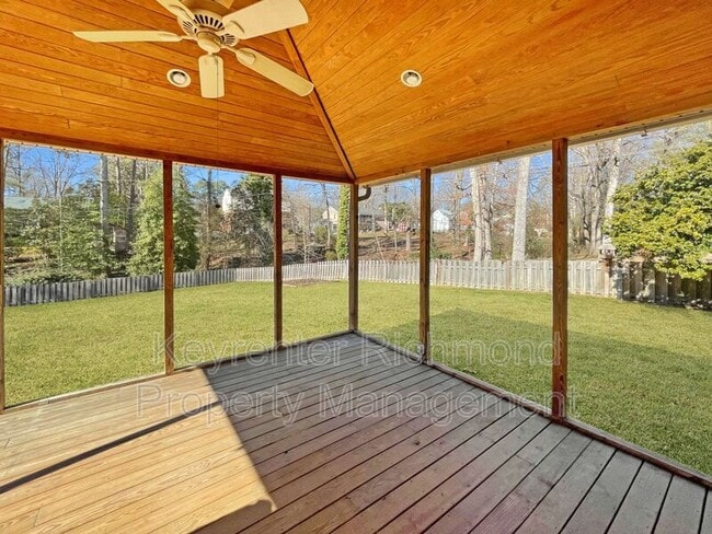 Building Photo - 120 Stanmore Rd