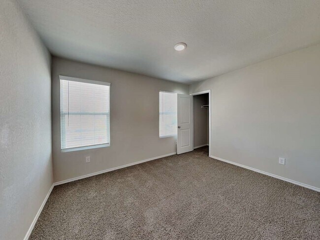 Building Photo - 5730 Verracio Ct