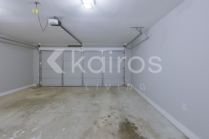 Building Photo - 139 Hideaway Ln