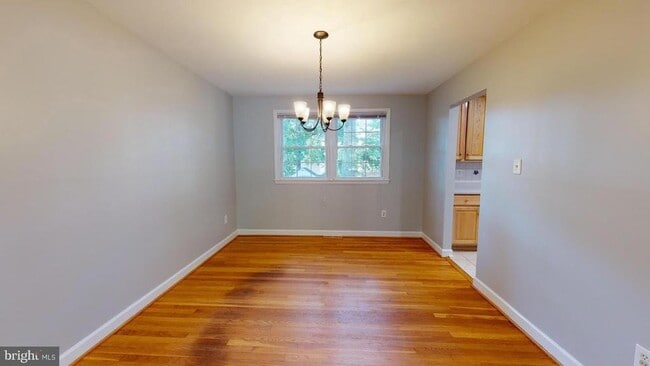 Building Photo - 2527 Bull Run Ct